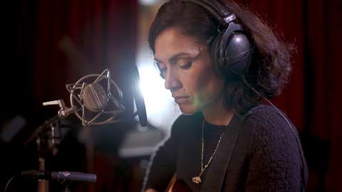 Anna Coddington - Mana-Wā-Hine (Live)